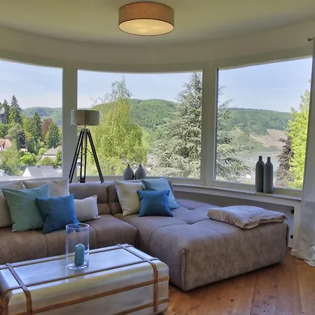 Rheinvilla Weitblick *